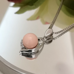 Pink Motherpearl Necklace