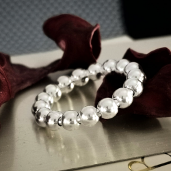 Anello Beads